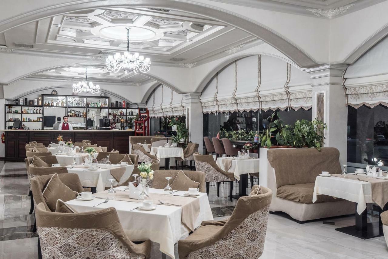 The Royal Mezbon Hotel & Spa Tasjkent Eksteriør billede